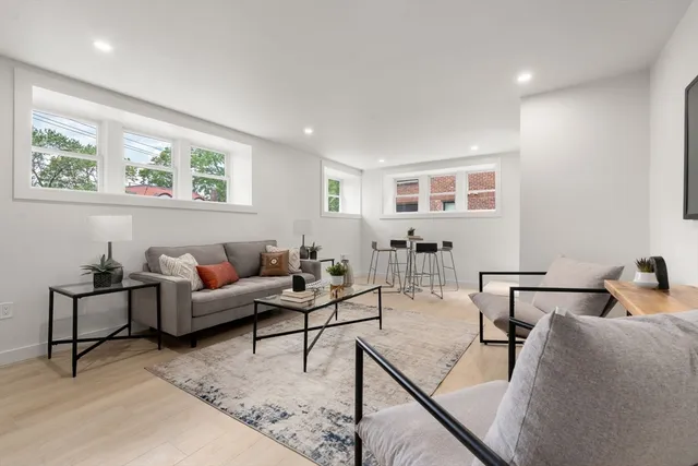 $2,798,000 | 84 Winthrop Road, Unit 1, Brookline, MA 02445