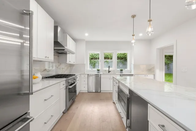 $2,798,000 | 84 Winthrop Road, Unit 1, Brookline, MA 02445