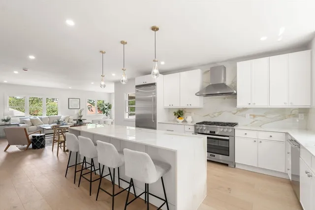 $2,798,000 | 84 Winthrop Road, Unit 1, Brookline, MA 02445