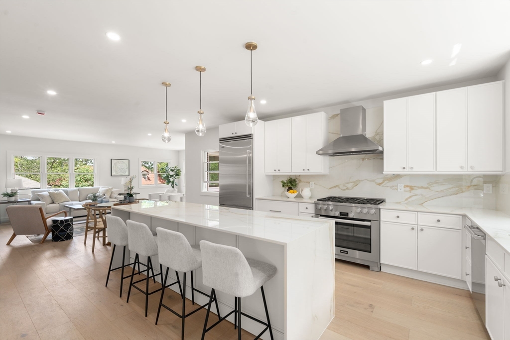 84 Winthrop Road, Unit 1 Brookline, MA 02445 - Photo 7 of 34