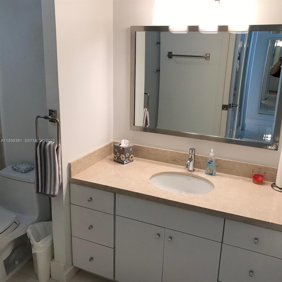 100 Lincoln Road, Unit 808 Miami Beach, FL 33139 - Photo 16 of 63 Gallery Image 16