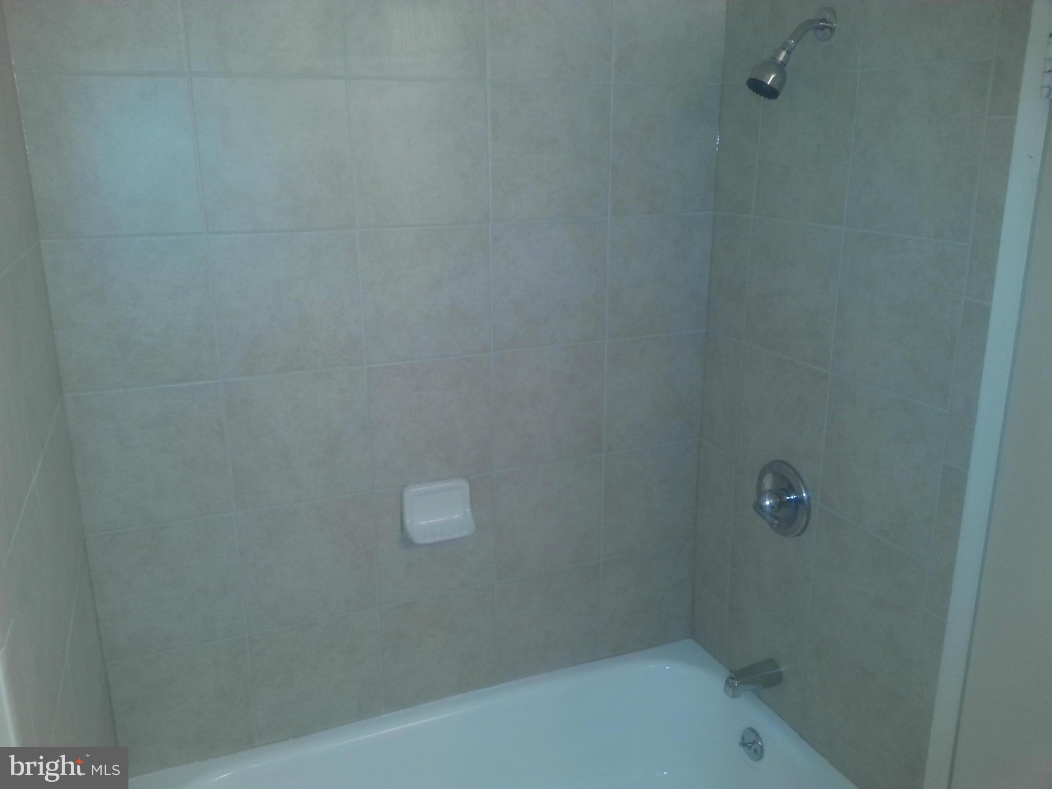 2202 Castle Rock Square, Unit 11C Reston, VA 20191 - Photo 18 of 23 Bath