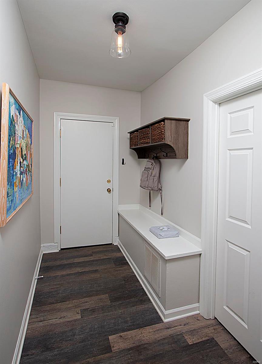 103 Graybridge Road Ladue, MO 63124 - Photo 32 of 47 Gallery Image 32