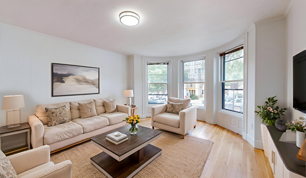 513 Beacon Street, Unit 3 Boston, MA 02215 - Photo 1 of 14