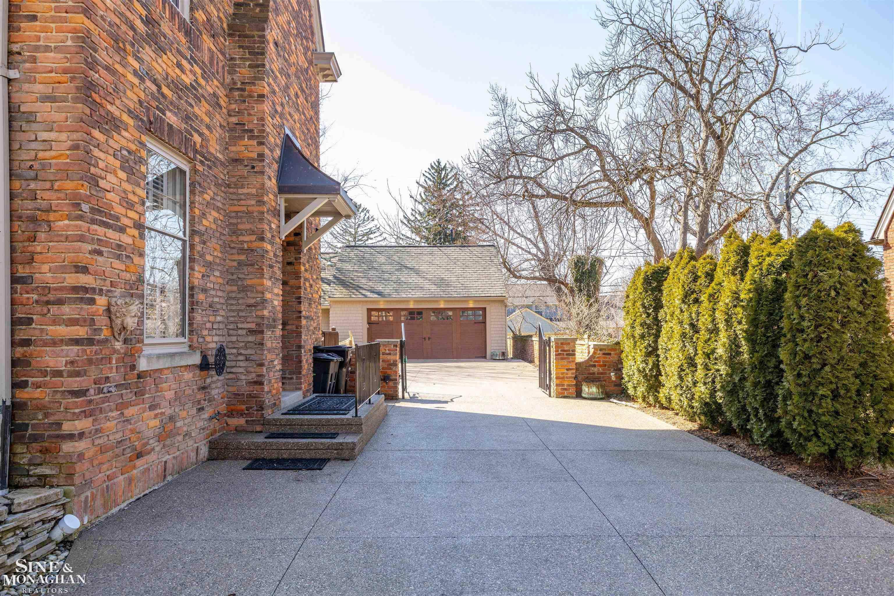 27 Beverly Road Grosse Pointe, MI 48236 - Photo 82 of 99 50168461-e51ff3e7-916a-4ea3-8334-22a093462d84.JPG