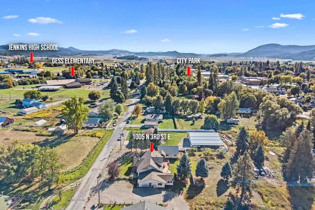 $550,000 | 1005 North 3rd Street East, Chewelah, WA 99109