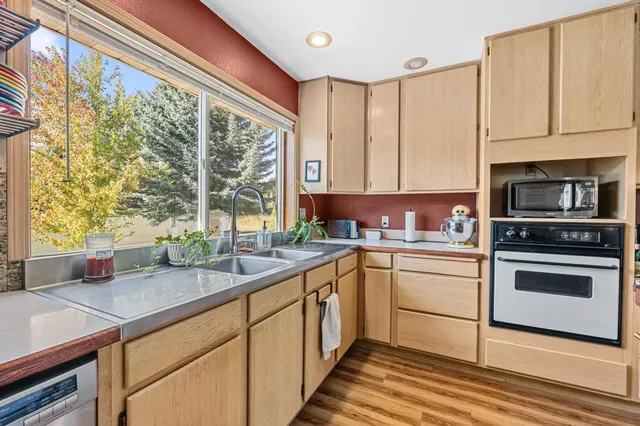 $550,000 | 1005 North 3rd Street East, Chewelah, WA 99109