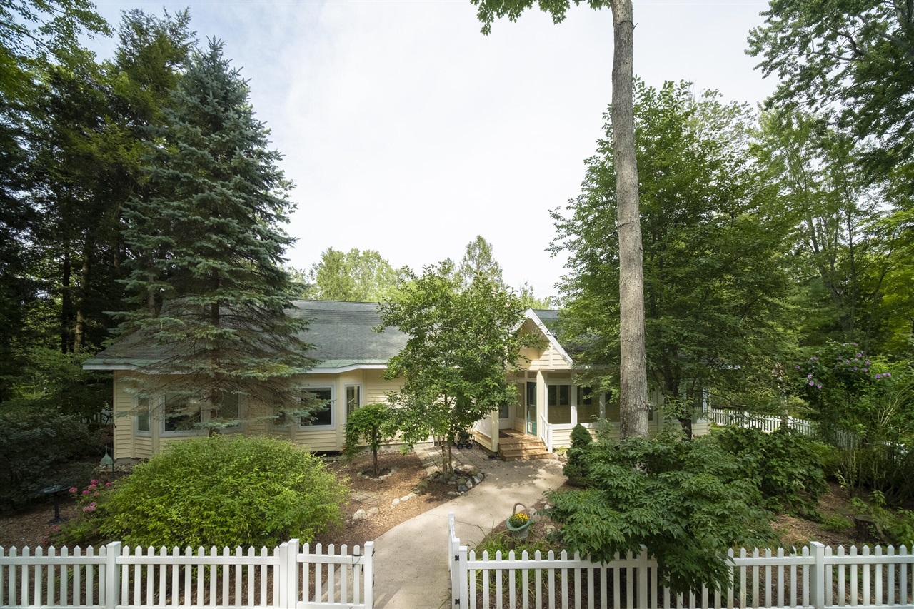 9670 South County Line Road Manistee, MI 49660 - Photo 22 of 97