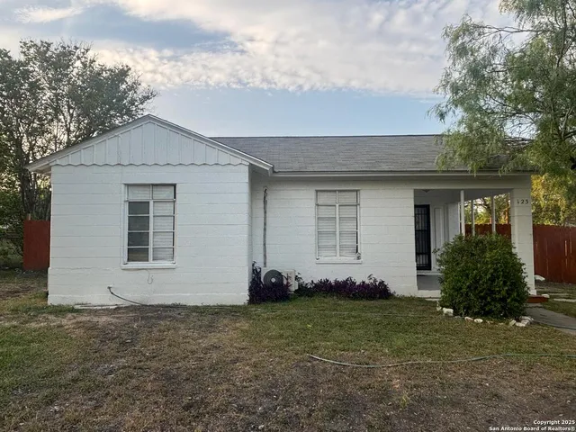 $180,000 | 123 Kathy Drive, San Antonio, TX 78223