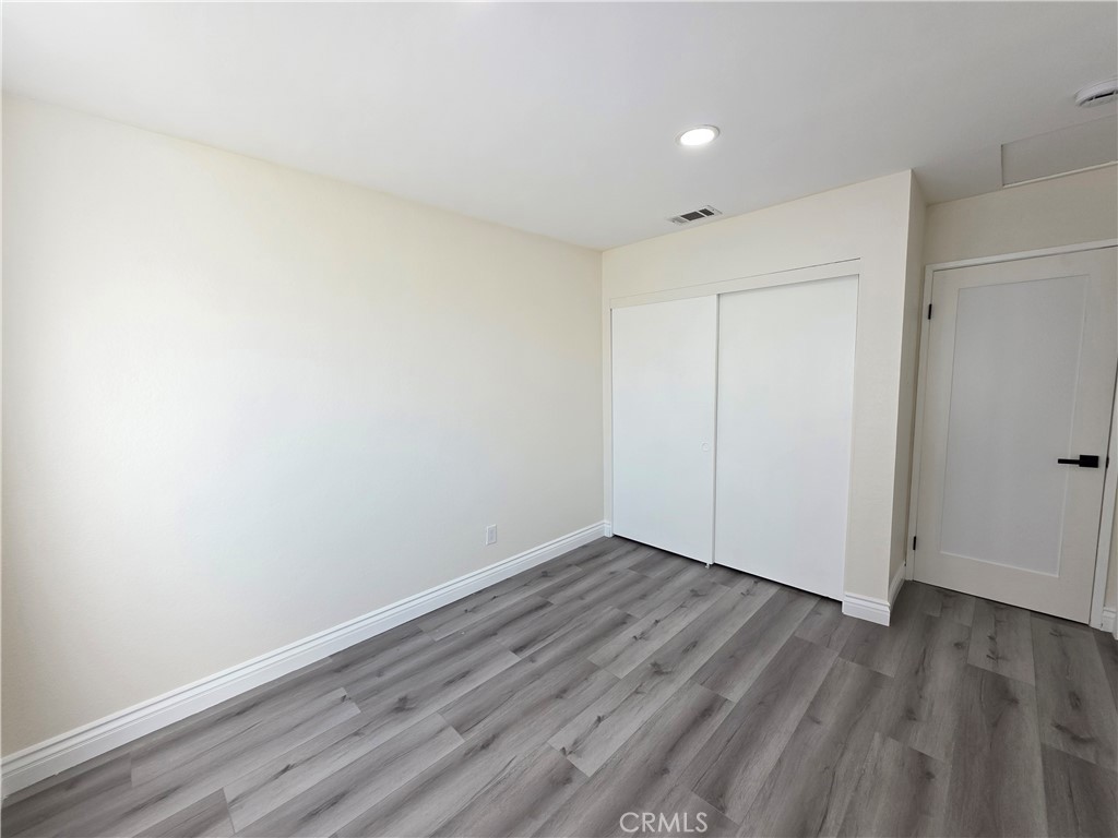 44036 25th Street West, Unit B7 Lancaster, CA 93536 - Photo 7 of 20 a view of an empty room