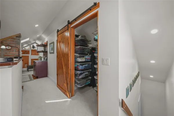 $4,000 | 25 Peckham Avenue, Newport, RI 02840