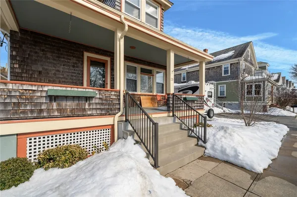 $4,000 | 25 Peckham Avenue, Newport, RI 02840