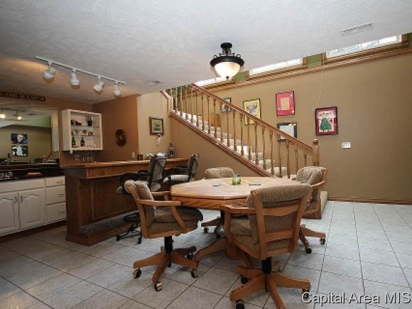 6400 Willow Springs Road Springfield, IL 62712 - Photo 9 of 24
