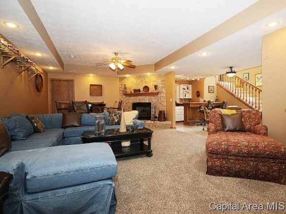 6400 Willow Springs Road Springfield, IL 62712 - Photo 10 of 24