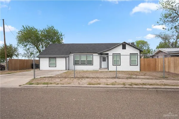 $225,000 | 904 North Robert Street, Edinburg, TX 78541