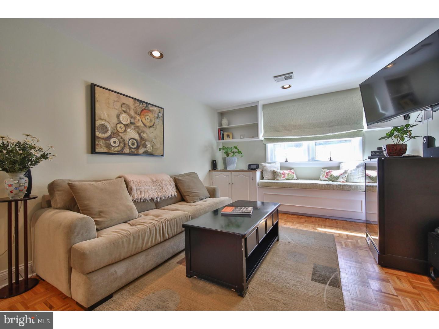 771 Red Oak Terrace Wayne, PA 19087 - Photo 12 of 25 Family Room