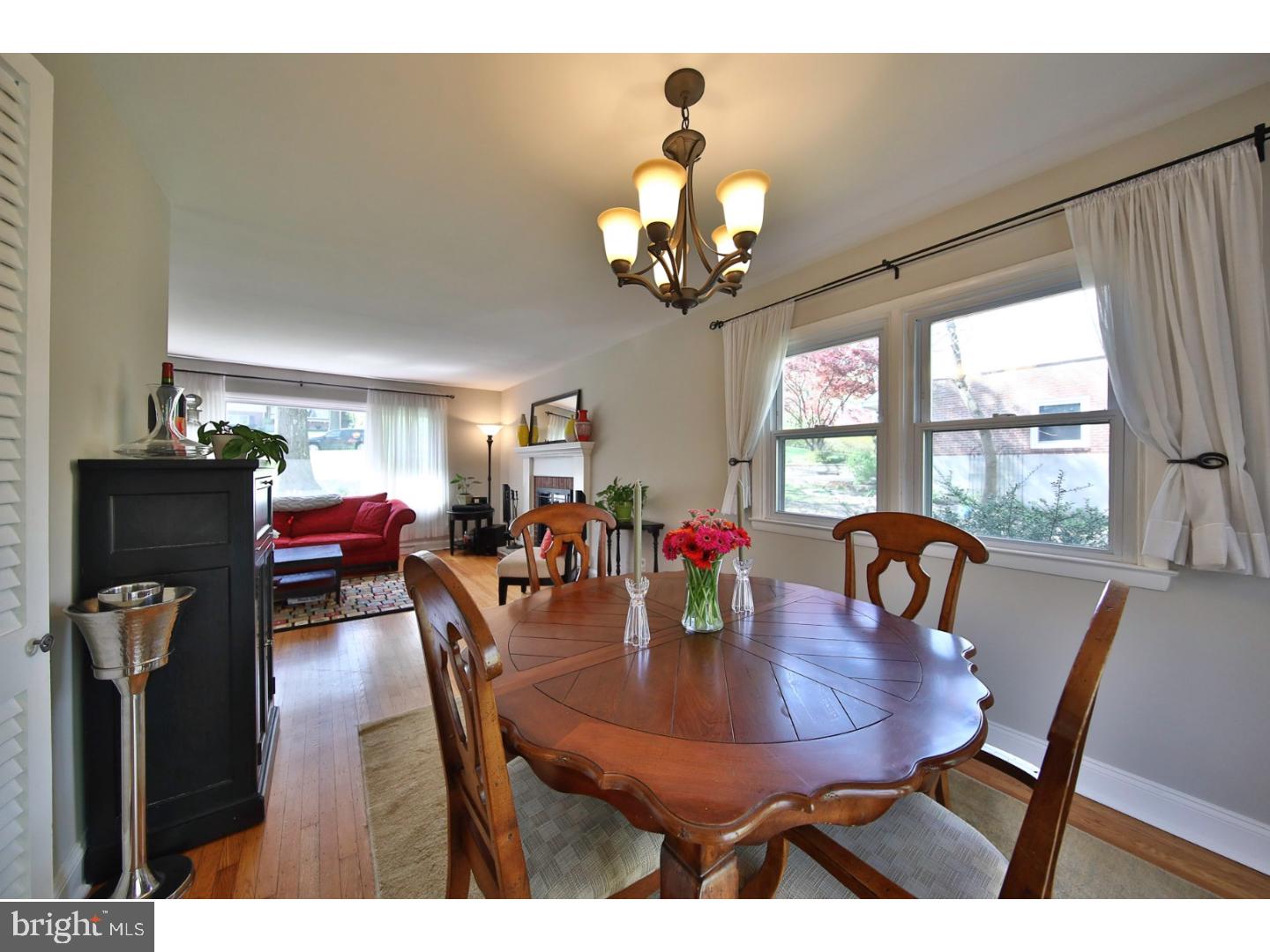 771 Red Oak Terrace Wayne, PA 19087 - Photo 7 of 25 Dining Room