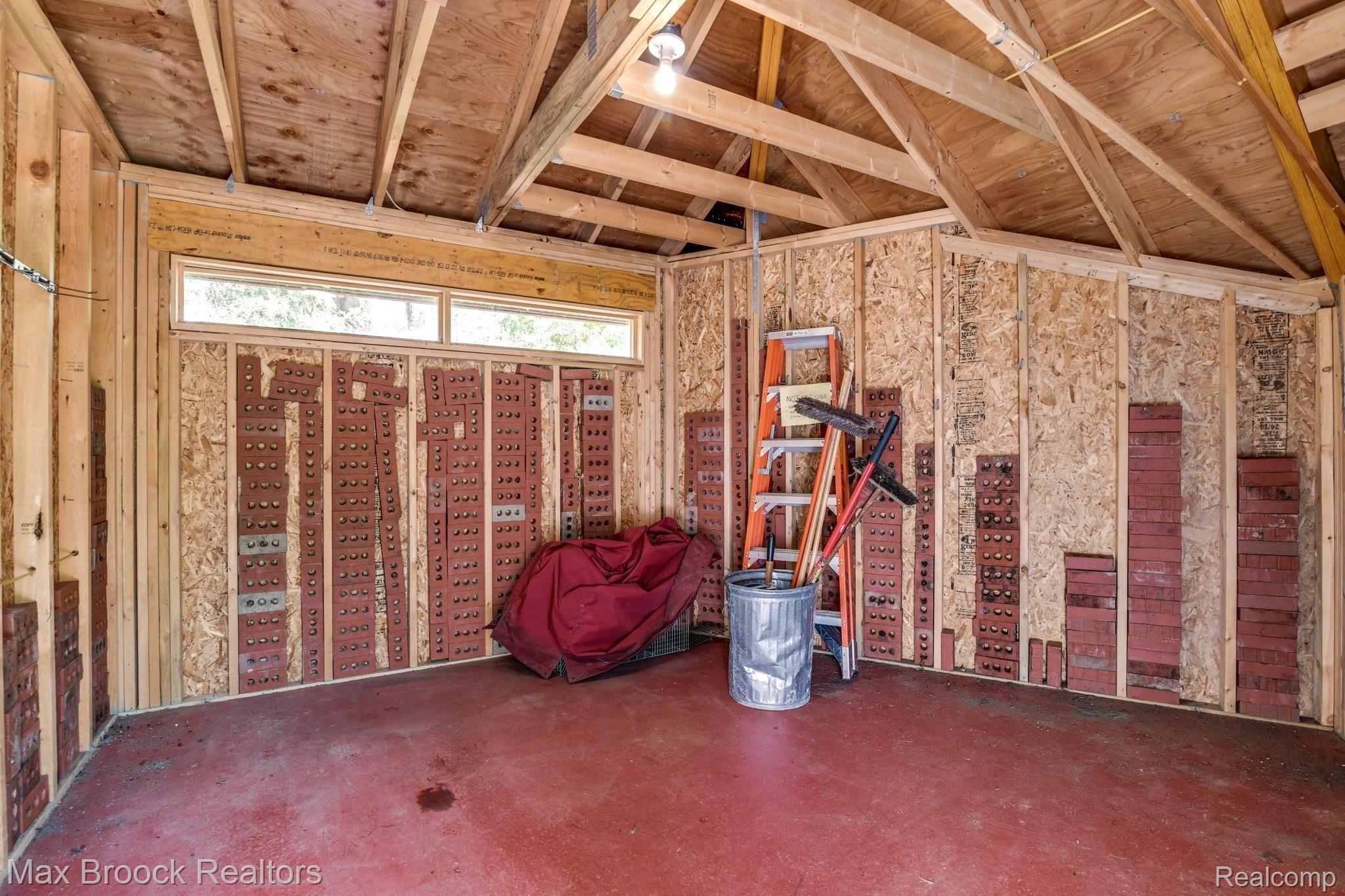 6867 Wing Lake Road Bloomfield Hills, MI 48301 - Photo 27 of 28 6867+Wing+Lake+Rd+Bloomfield+Hills-29-web.jpg