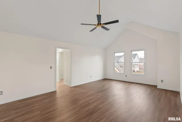 $489,900 | 1600 East 5th Street, Coal Valley, IL 61240