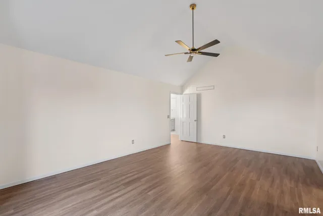 $489,900 | 1600 East 5th Street, Coal Valley, IL 61240