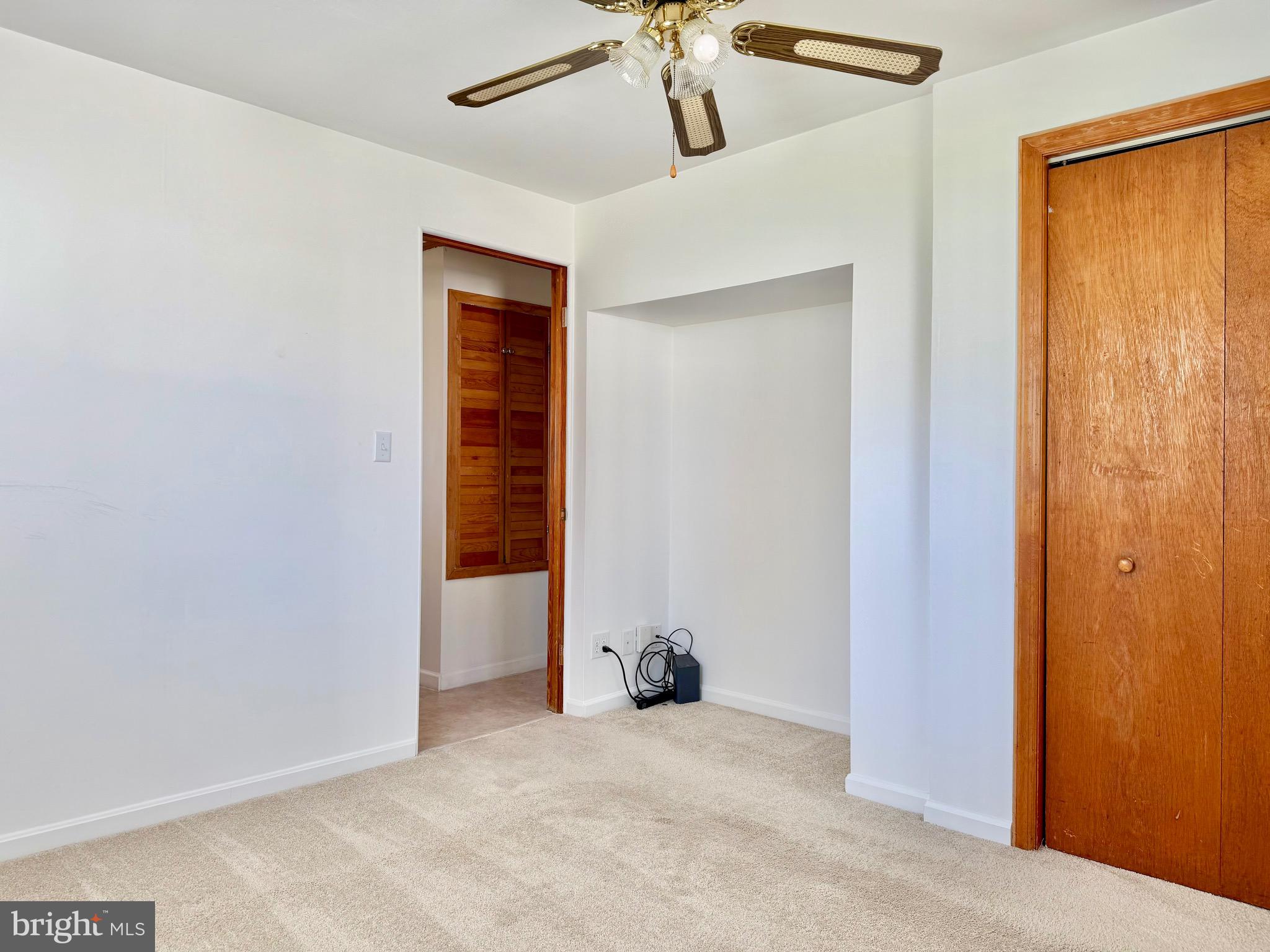557 Compass Road East Middle River, MD 21220 - Photo 18 of 27 3rd Bedroom