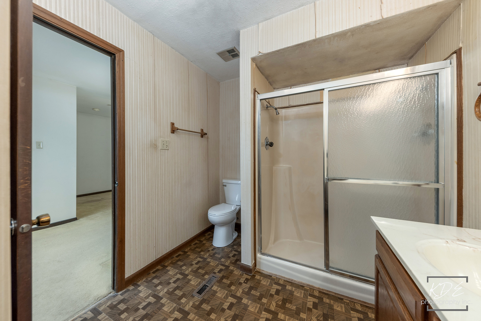 446 Galahad Road Bolingbrook, IL 60440 - Photo 12 of 19