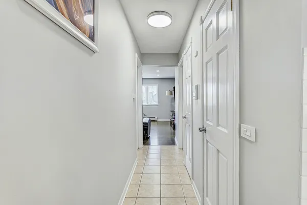 $219,900 | 4209 Kolze Avenue, Unit 2S, Schiller Park, IL 60176