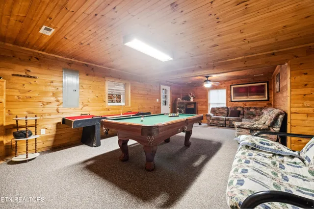 $434,900 | 930 Wilderness Trail, Oneida, TN 37841