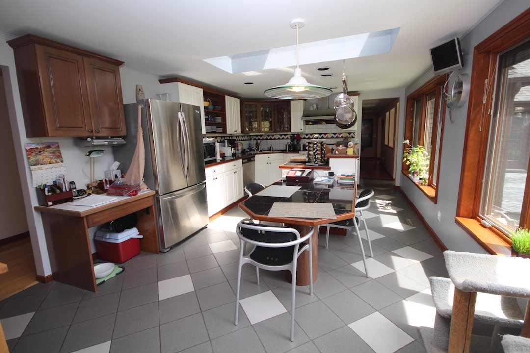970 West Wing Road Mount Pleasant, MI 48858 - Photo 12 of 43 1831889-11.JPG