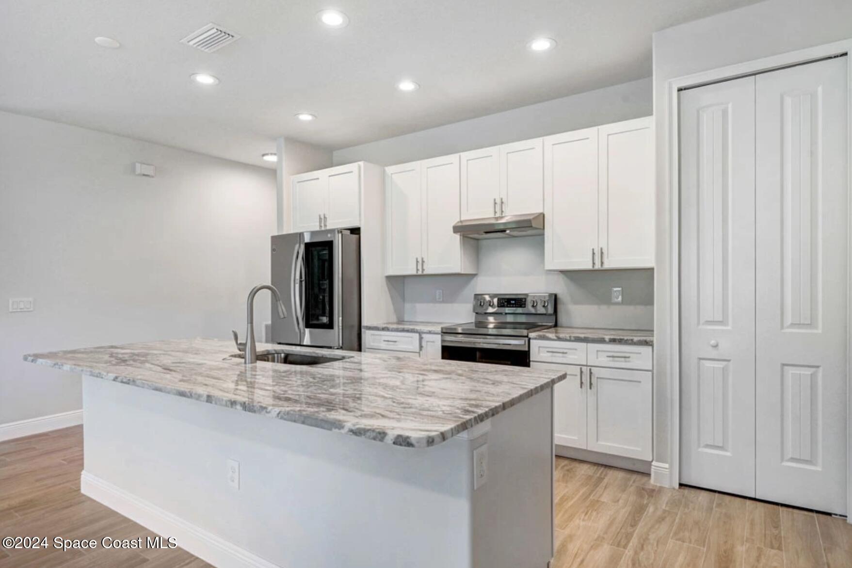 1402 Wilder Road Palm Bay, FL 32909 - Photo 7 of 14 Screen Shot 2024-11-21 at 9.43.26 PM