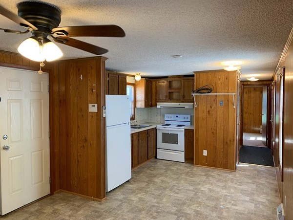557 Southwest Cutoff, Unit 68 Worcester, MA 01607 - Photo 5 of 13