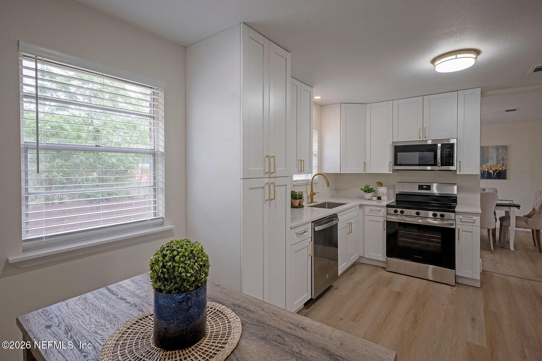 4061 Heath Road Jacksonville, FL 32277 - Photo 19 of 52 18 Breakfast Nook and Kitchen