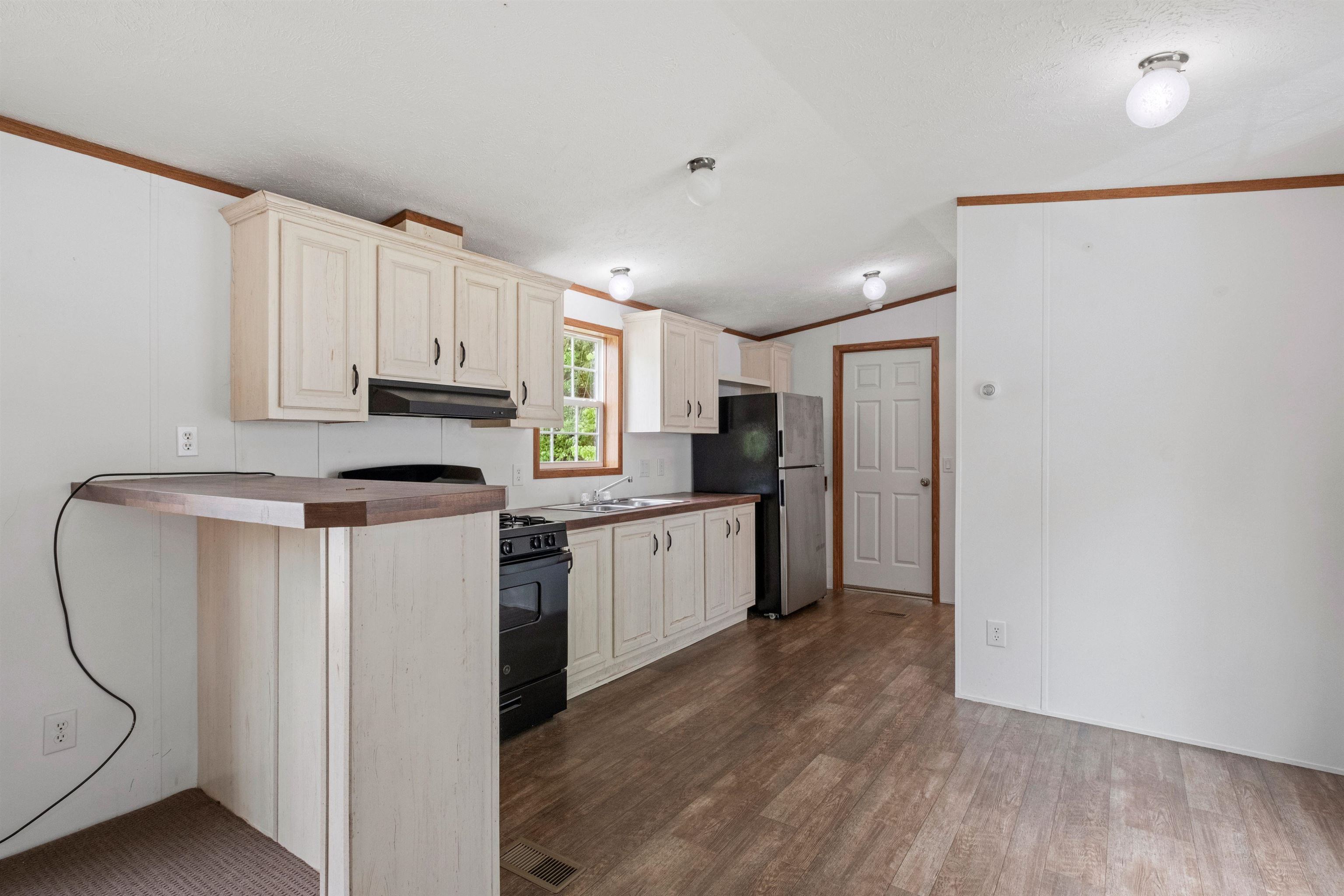 15 Trailer Park Road Haverhill, NH 03785 - Photo 7 of 37