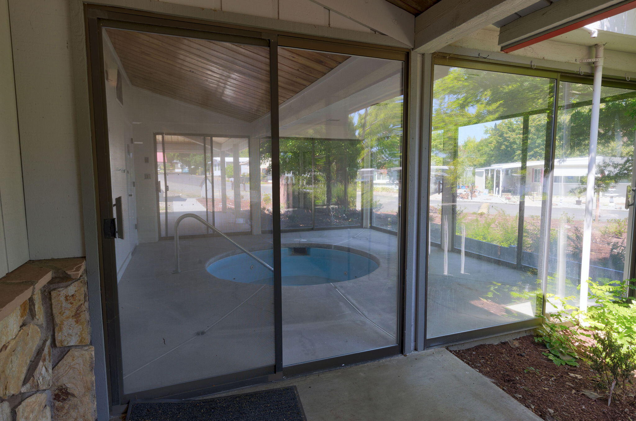 3955 South Stage Road, Unit 94 Medford, OR 97501 - Photo 39 of 40 39-web-or-mls-3955-s-stage-rd-94