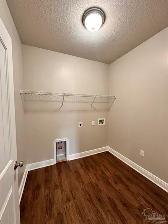 $2,600 | 8600 Bucklebury Drive, Pensacola, FL 32507