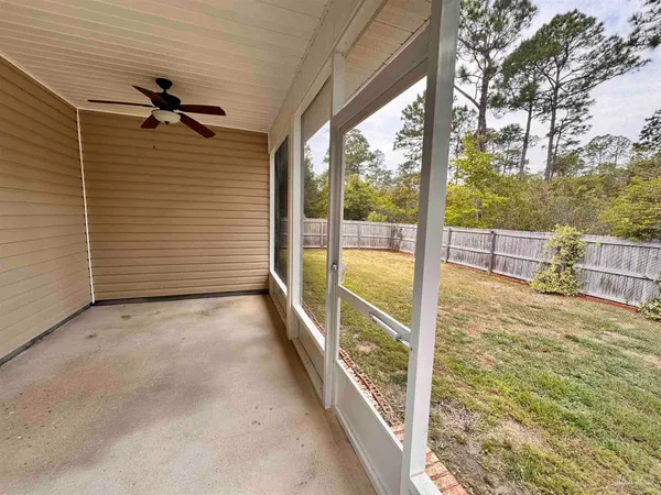 $2,600 | 8600 Bucklebury Drive, Pensacola, FL 32507