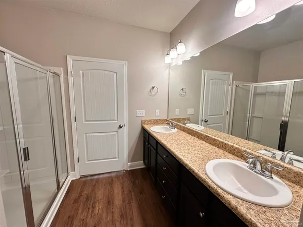 $2,600 | 8600 Bucklebury Drive, Pensacola, FL 32507