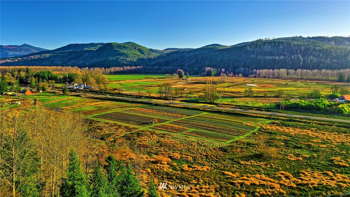22010 Calhoun Road Monroe, WA 98272 - Photo 11 of 37