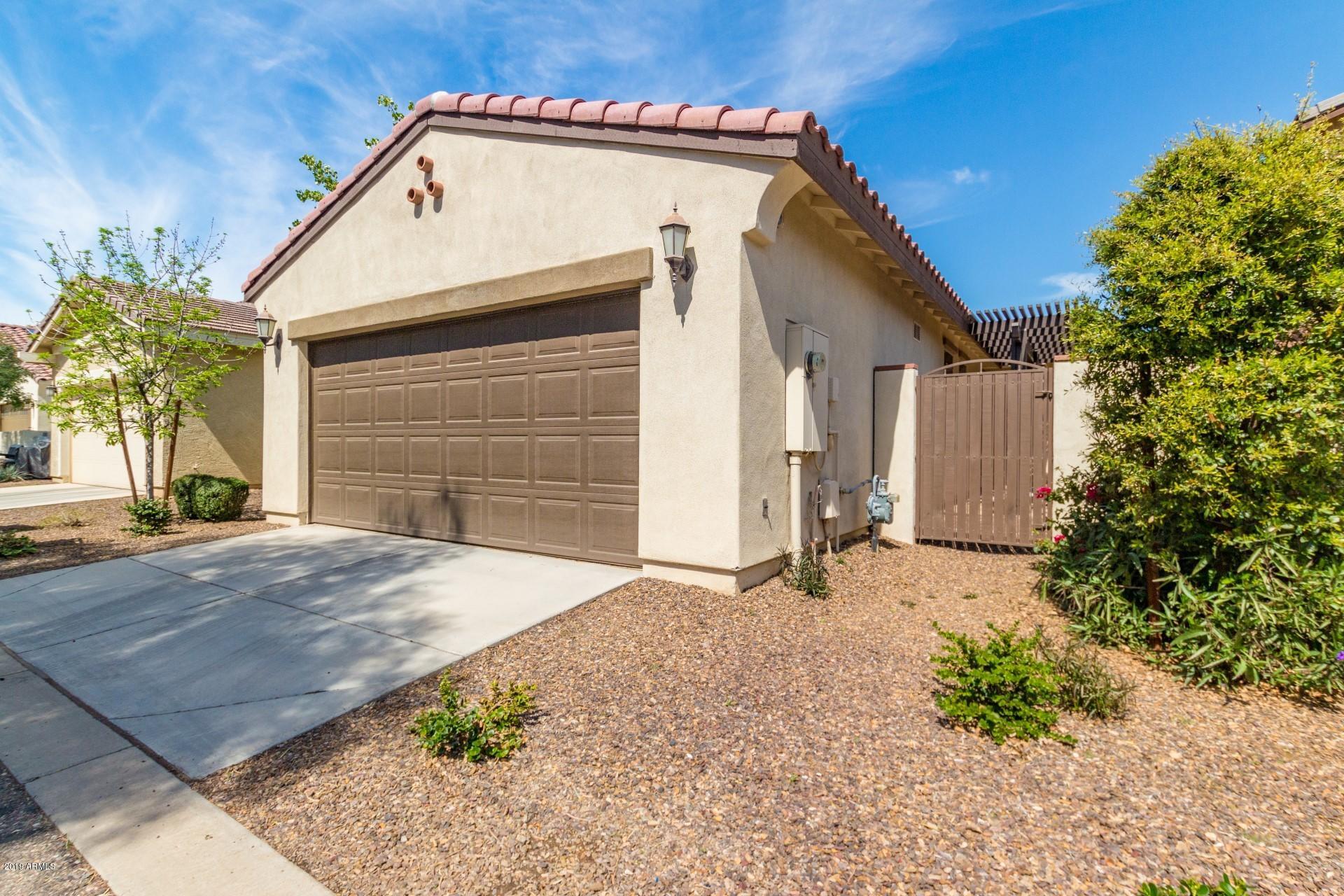 15349 West Bloomfield Road Surprise, AZ 85379 - Photo 19 of 81 0019-Bloomfield - 15349 (19)