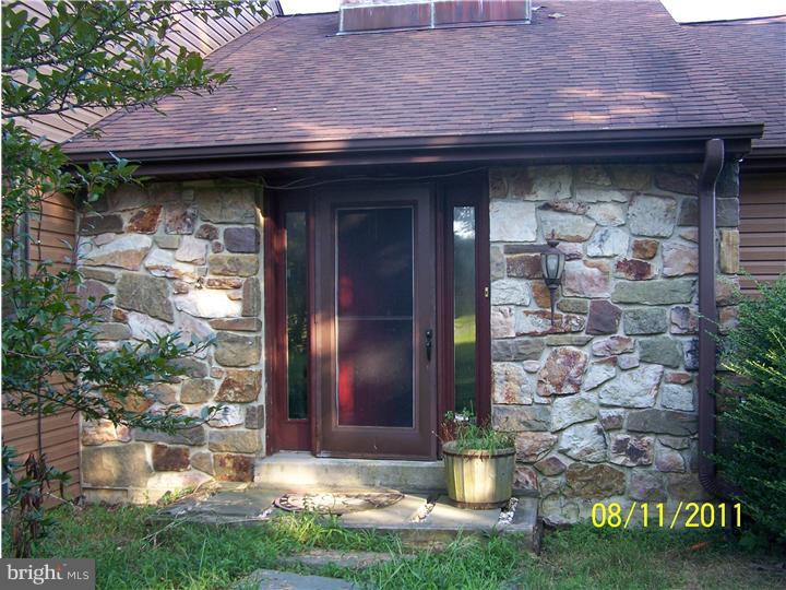 12 Nice Road Thornton, PA 19373 - Photo 2 of 16 Exterior Front