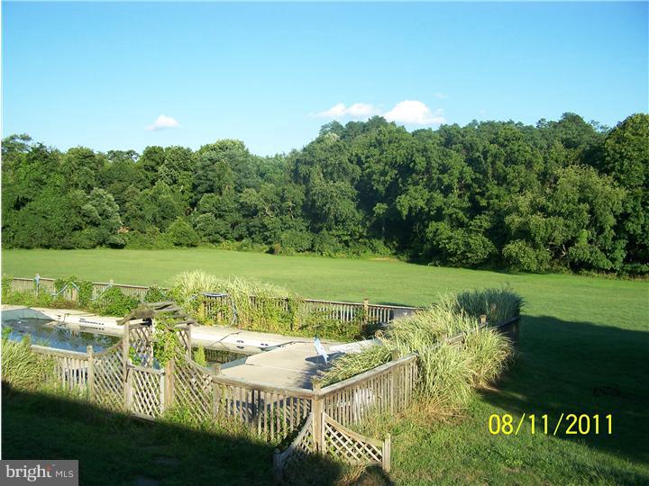 12 Nice Road Thornton, PA 19373 - Photo 6 of 16 View in Back