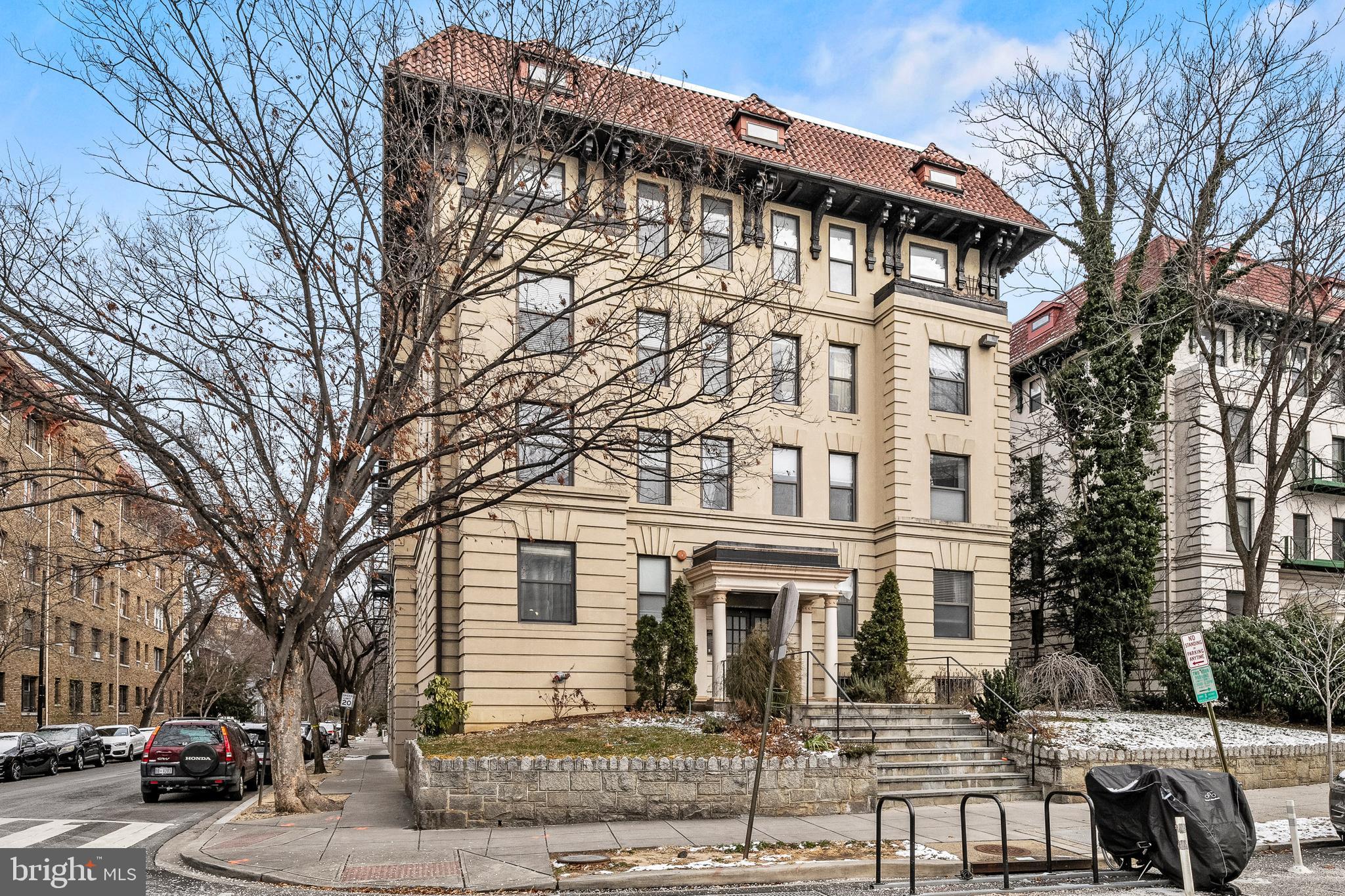 Welcome to 2633 Adams Mill Road NW #B4