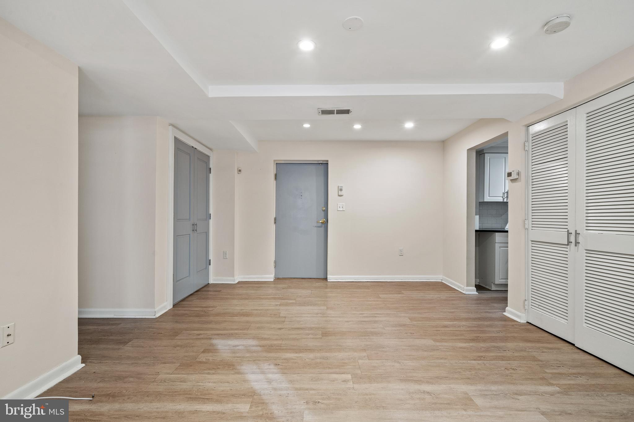 2633 Adams Mill Road Northwest, Unit B4 Washington, DC 20009 - Photo 10 of 24