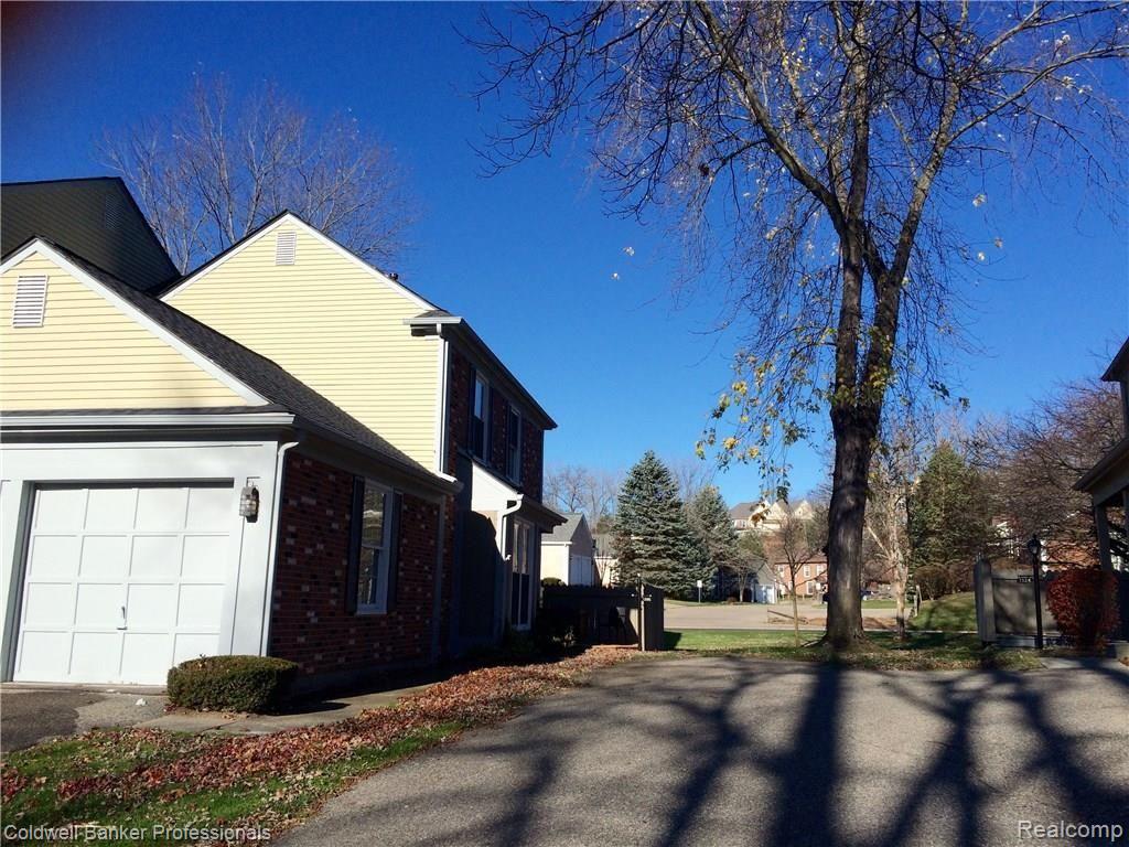 1286 Brook Lane, Unit 295 Rochester Hills, MI 48306 - Photo 25 of 27