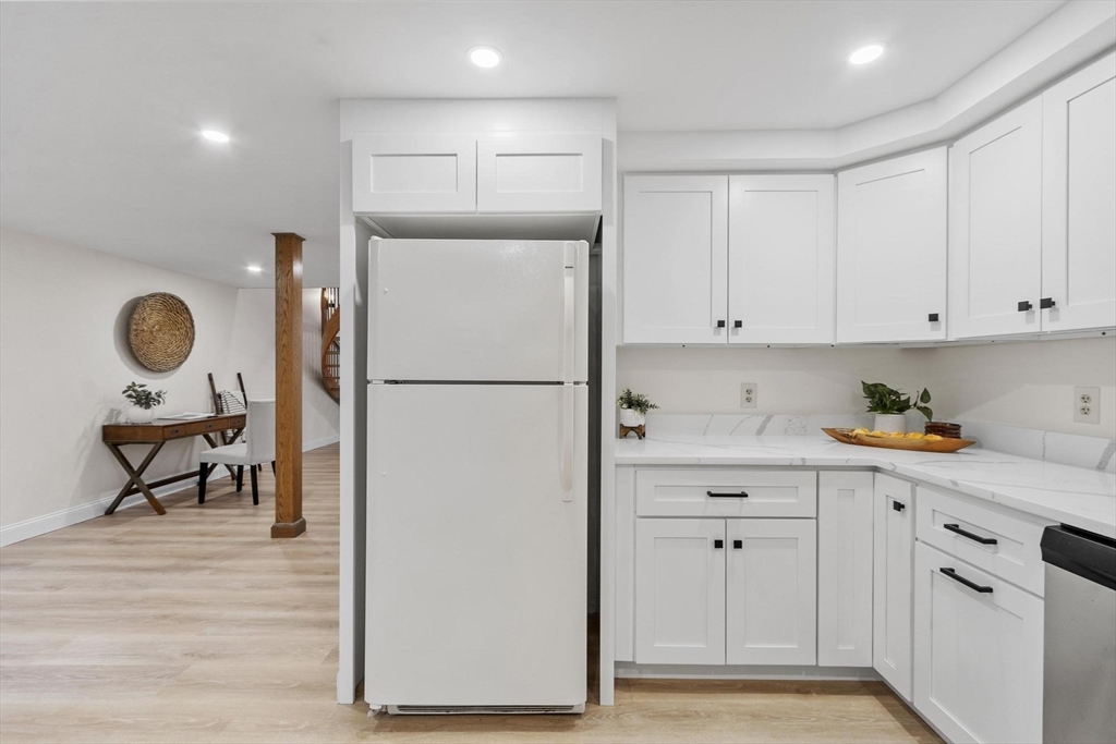 75 Page Road, Unit 20 Bedford, MA 01730 - Photo 17 of 41
