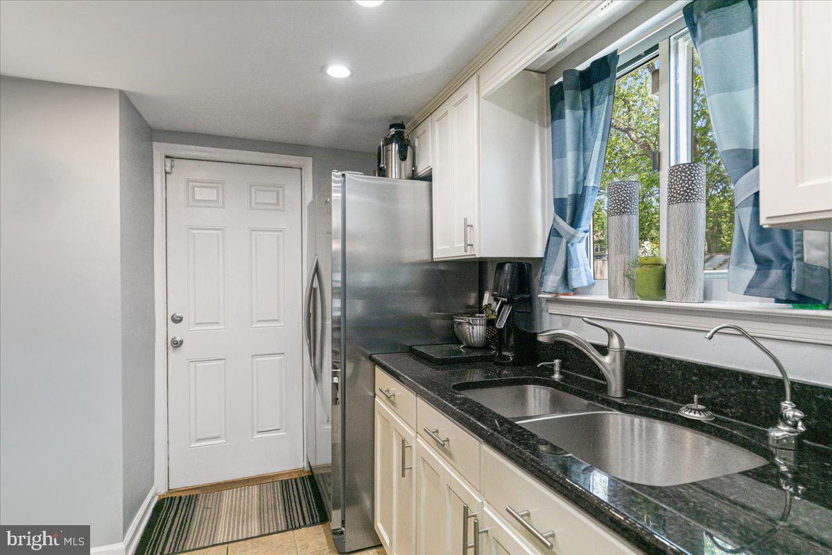 5515 Dunsmore Road Alexandria, VA 22315 - Photo 17 of 40 Gallery Image 17