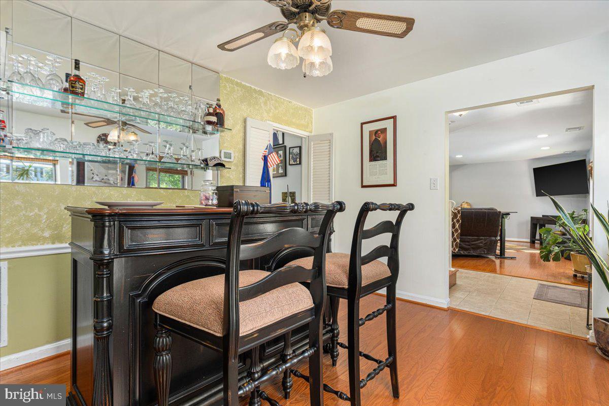 5515 Dunsmore Road Alexandria, VA 22315 - Photo 10 of 40 Gallery Image 10