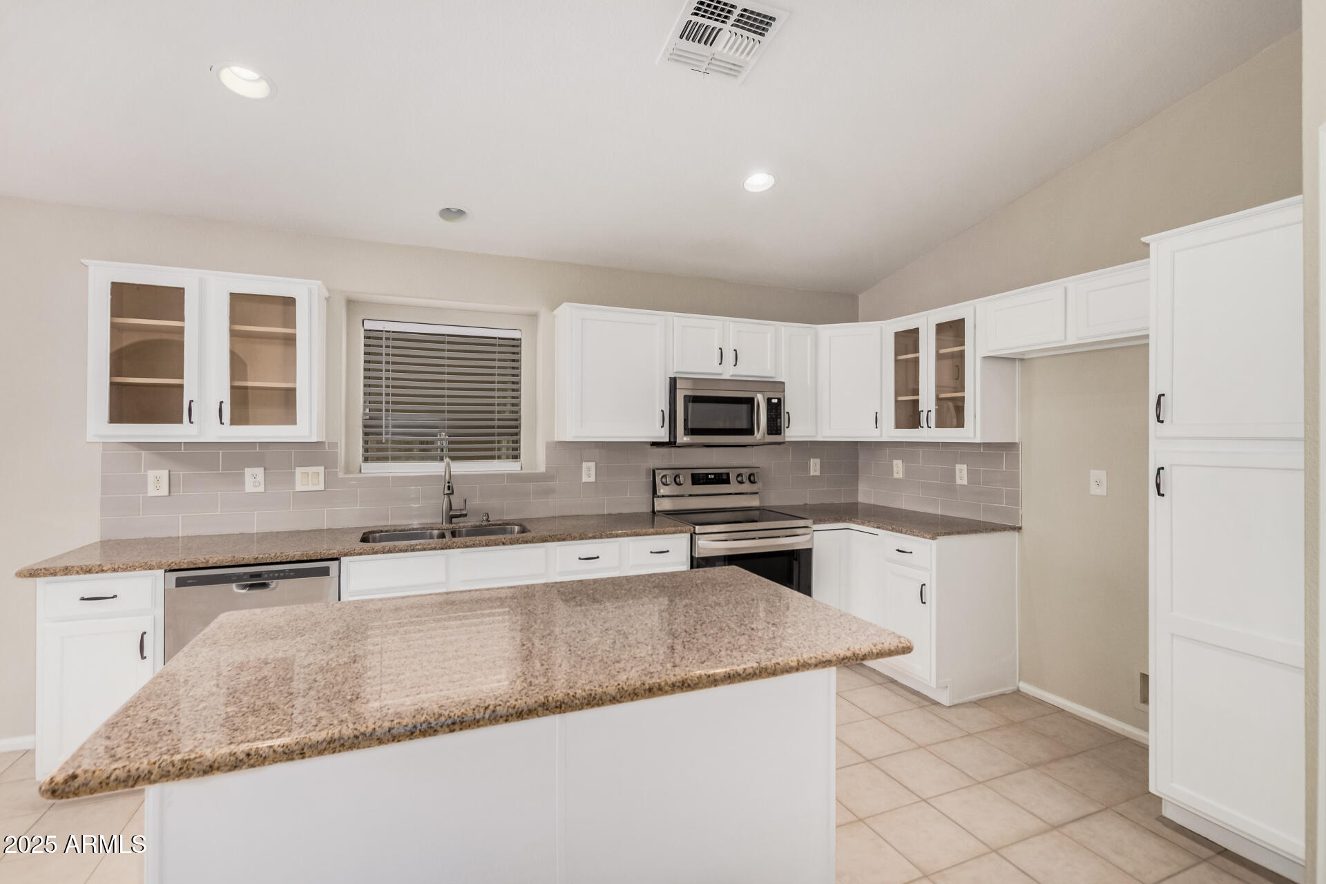 4830 West Ardmore Road Laveen, AZ 85339 - Photo 12 of 33 14 Ardmore