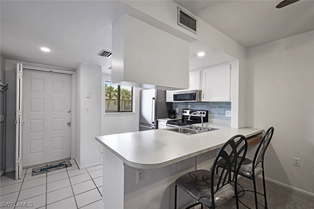 1241 Barrett Road, Unit 808 North Fort Myers, FL 33903 - Photo 5 of 24 Gallery Image 5