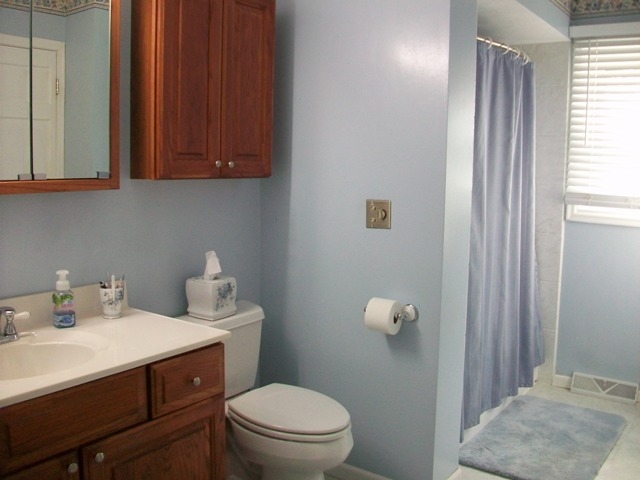 230 Harvester Road Canton, IL 61520 - Photo 15 of 35 Gallery Image 15